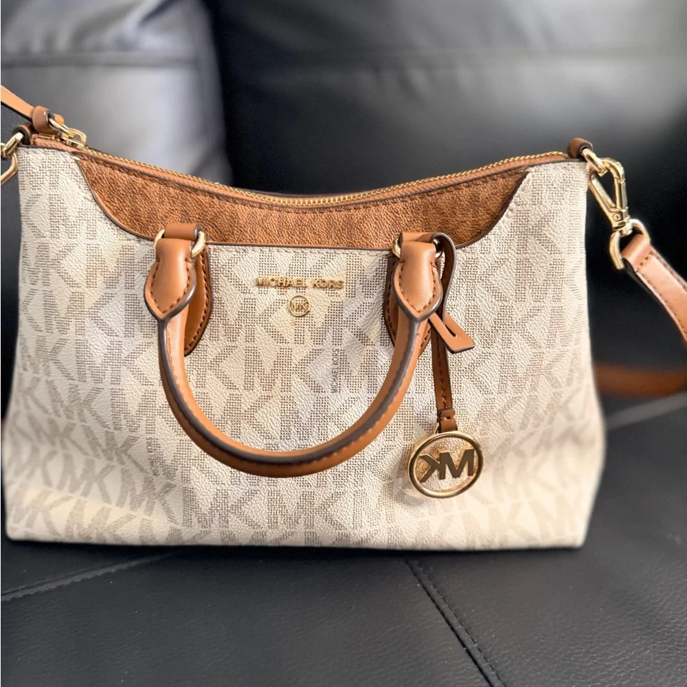 Michael Kors Mini Satchel Crossbody Vanilla MK Signature Brown Leather - Picture 4 of 8